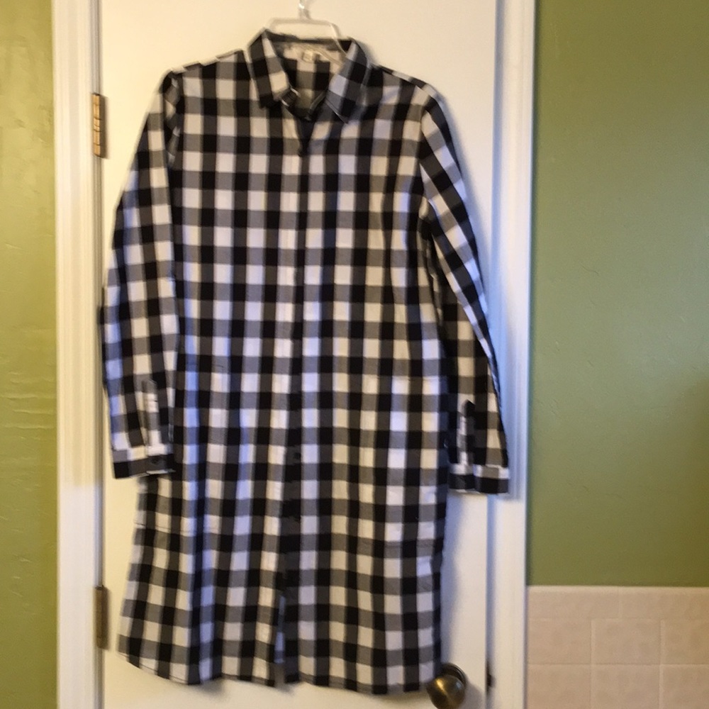 Long black and white plaid shirt.